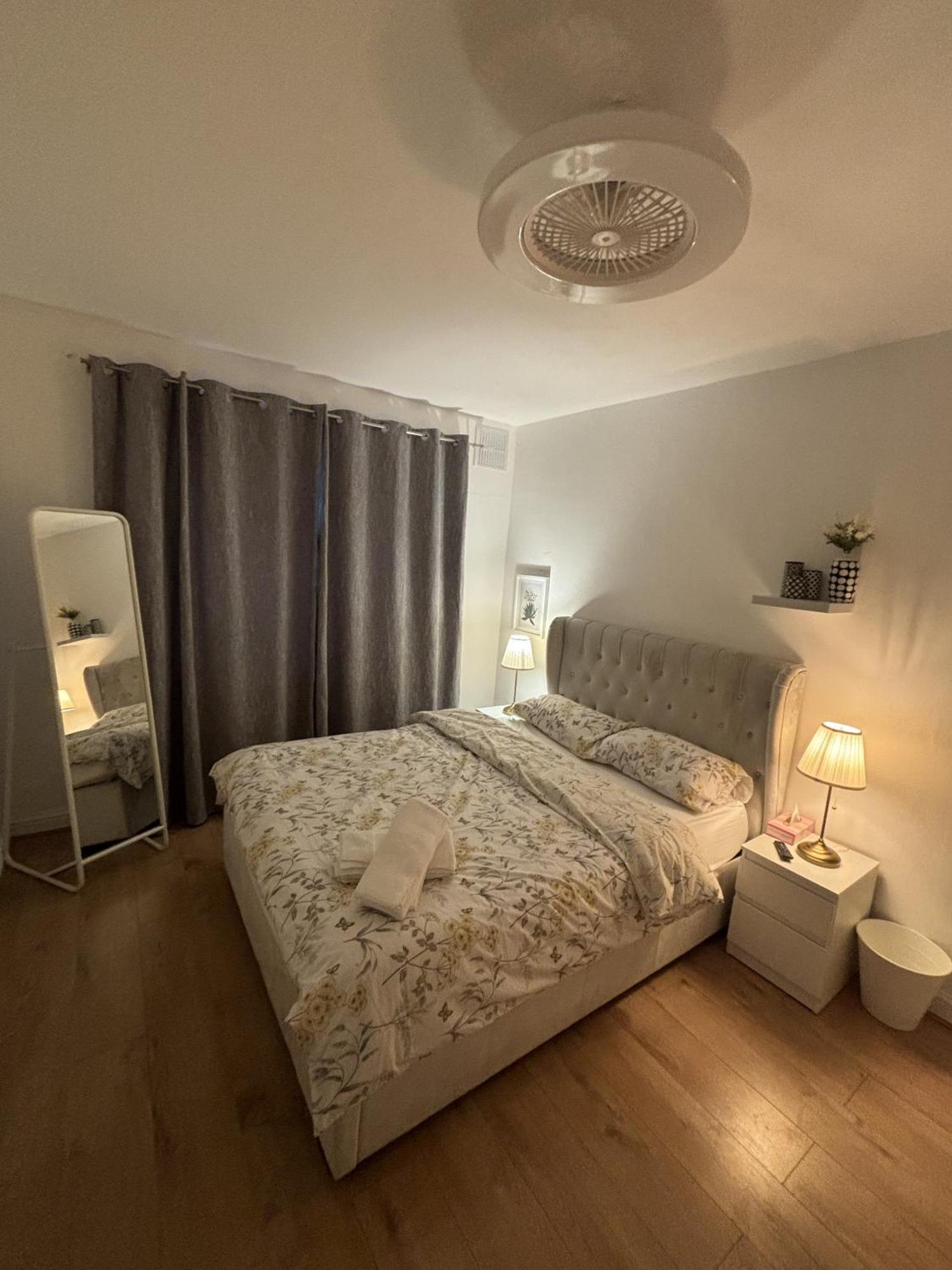 Charming And Cosy London Home, Garden, Parking & Family Fun 미참 외부 사진